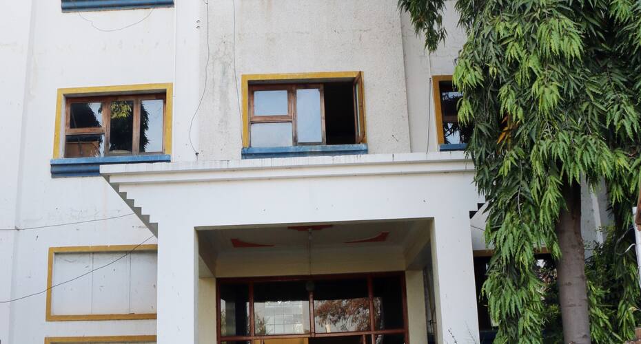 Hotel Indryani Motel, Pune 1